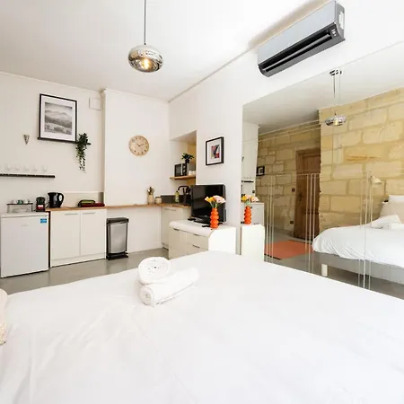 アパート Wehost - Magnifique Appt Centre Historique Terrasse & Clim *